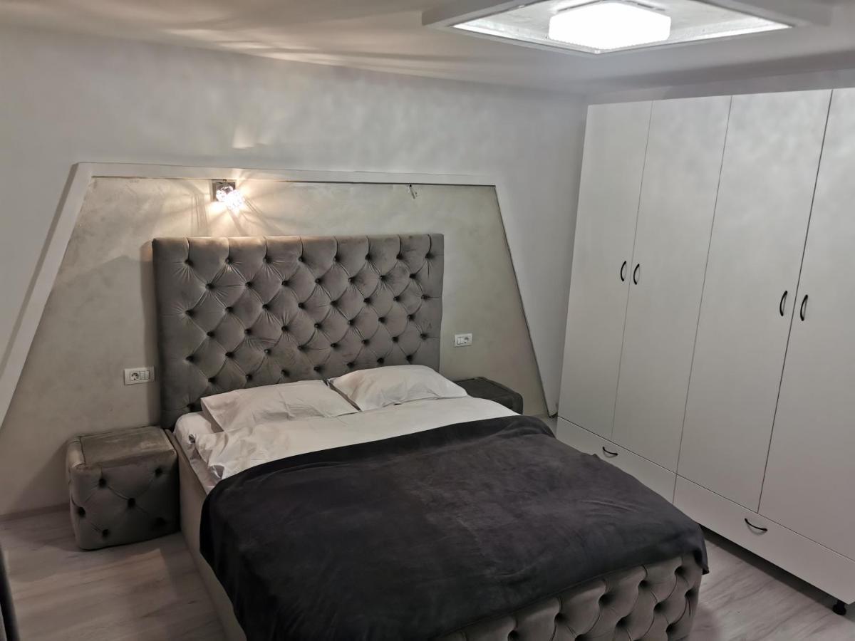 Jolie Luxury Apartments II 蒂米什瓦拉 外观 照片